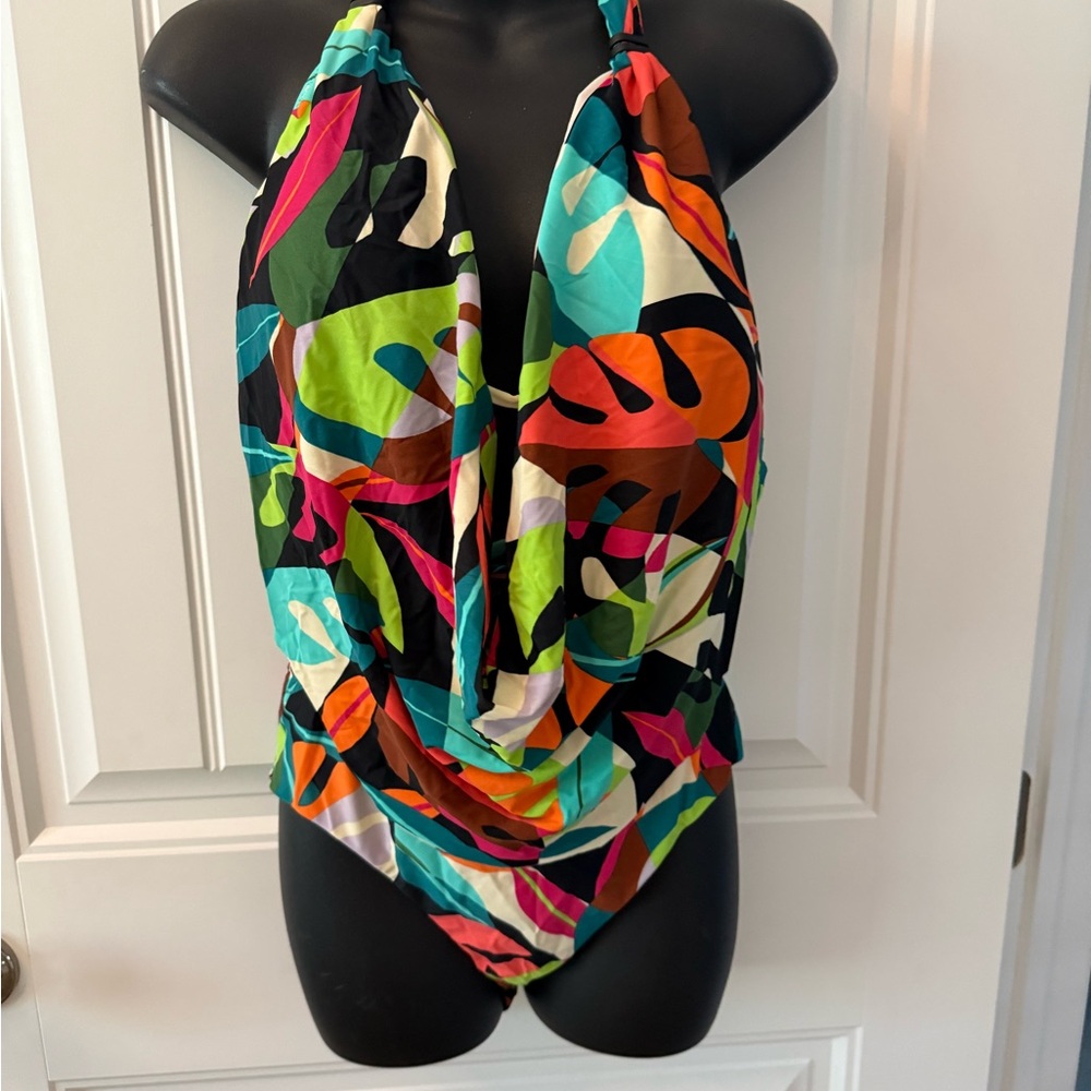 Women’s bar lll swimsuit